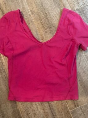 Lululemon Women's Scoop Neck Crop Top